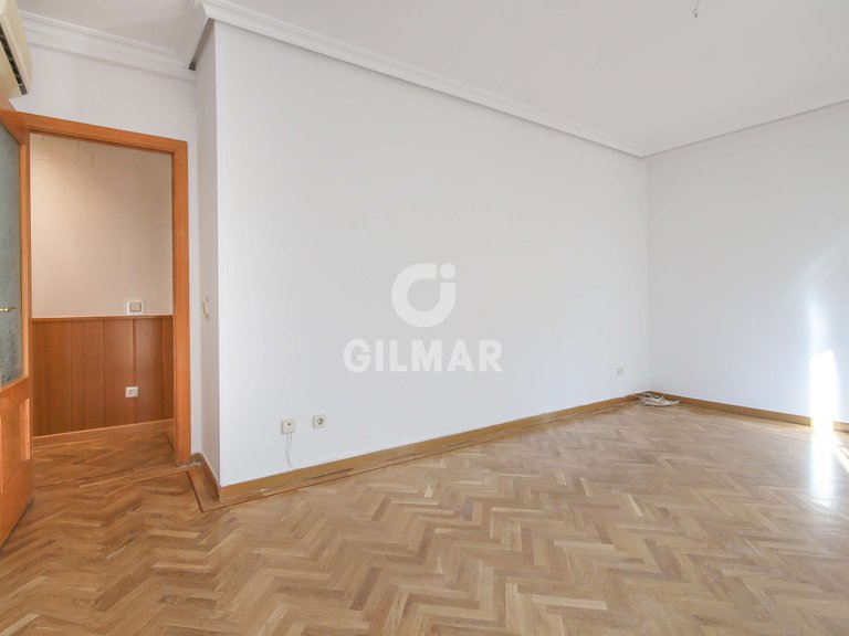Apartment for Rent in Madrid, Madrid 5