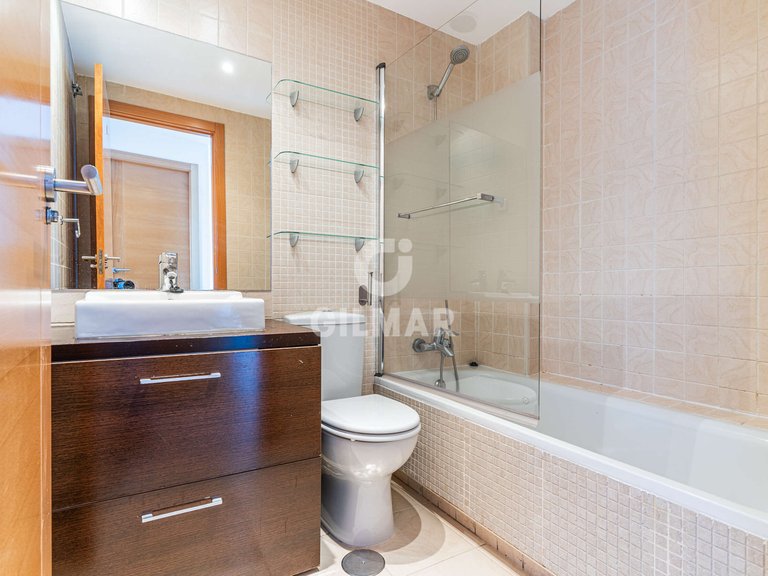Penthouse for Sale in Madrid, Madrid 18