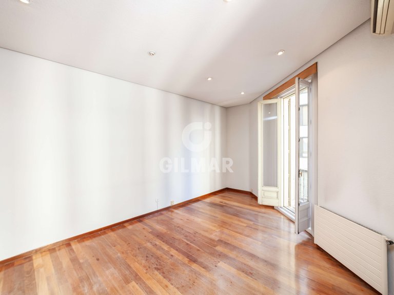 Apartment for Rent in Madrid, Madrid 9