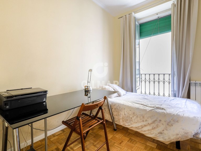 Apartment for Sale in Madrid, Madrid 21