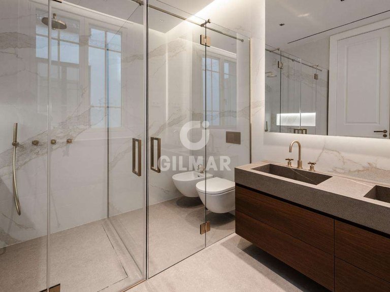 Apartment for Sale in Madrid, Madrid 5
