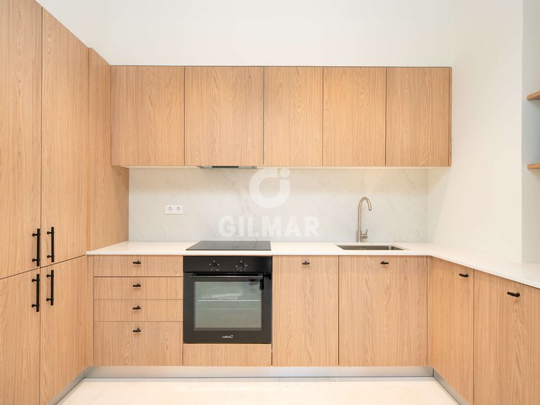Apartment for Sale in Madrid, Madrid 8