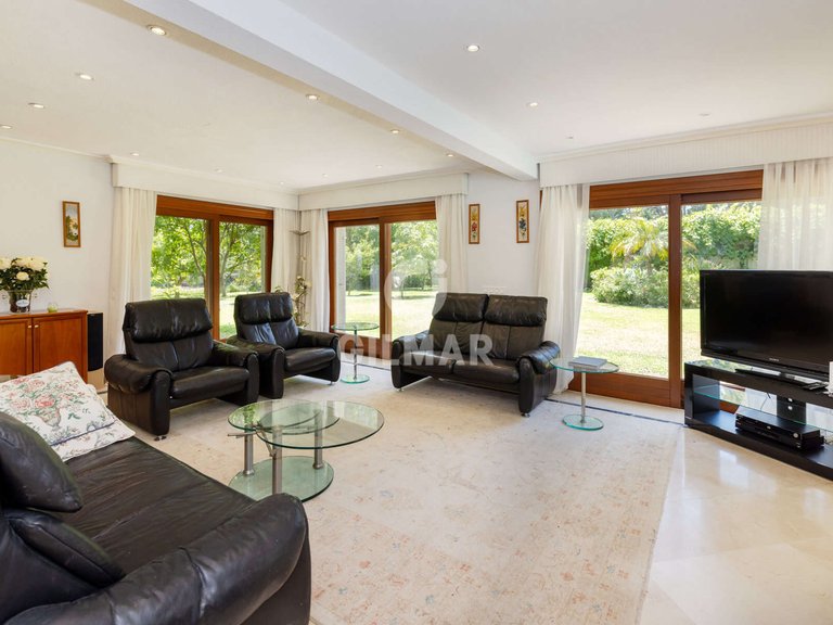 Villa for Sale in Estepona, Malaga 4