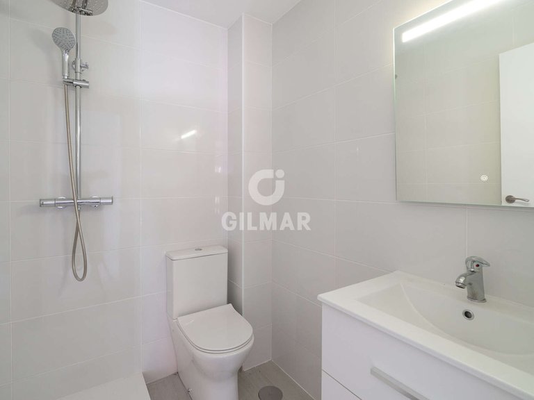 Apartment for Sale in Madrid, Madrid 13
