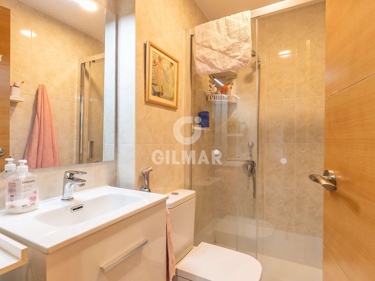 Apartment for Sale in Madrid, Madrid 16