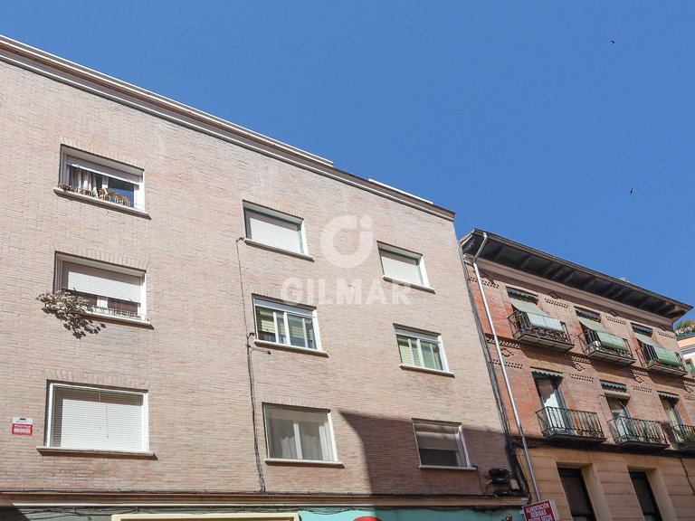 Apartment for Sale in Madrid, Madrid 18
