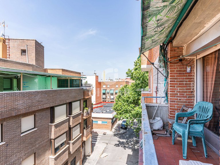 Apartment for Sale in Madrid, Madrid 11