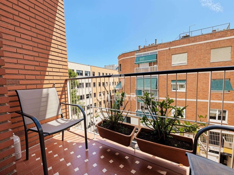 Apartment for Sale in Madrid, Madrid 2