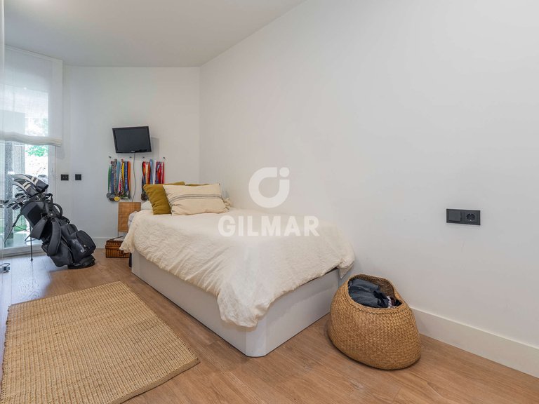 Apartment for Sale in Madrid, Madrid 17
