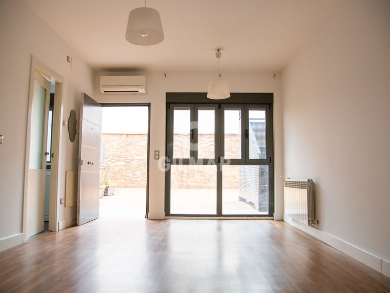 Apartment for Rent in Madrid, Madrid 18