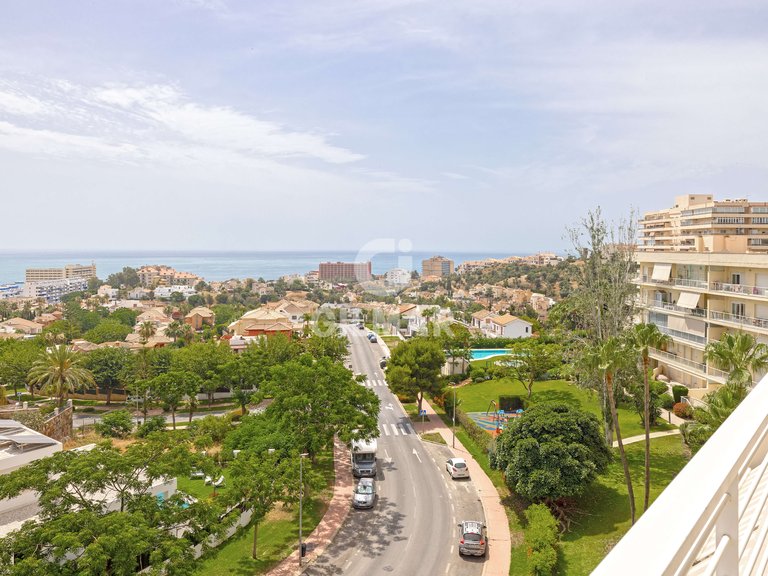 Town House for Sale in BenalmÁdena, Malaga 14