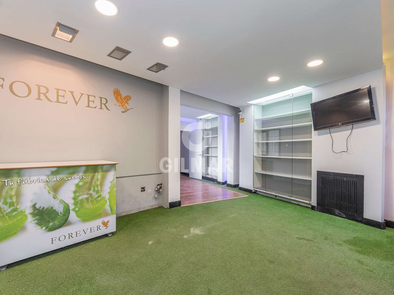 Town House for Sale in Madrid, Madrid 21