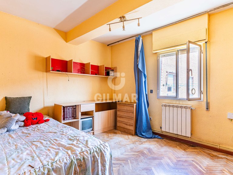 Apartment for Sale in Madrid, Madrid 12