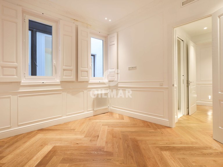 Apartment for Sale in Madrid, Madrid 19