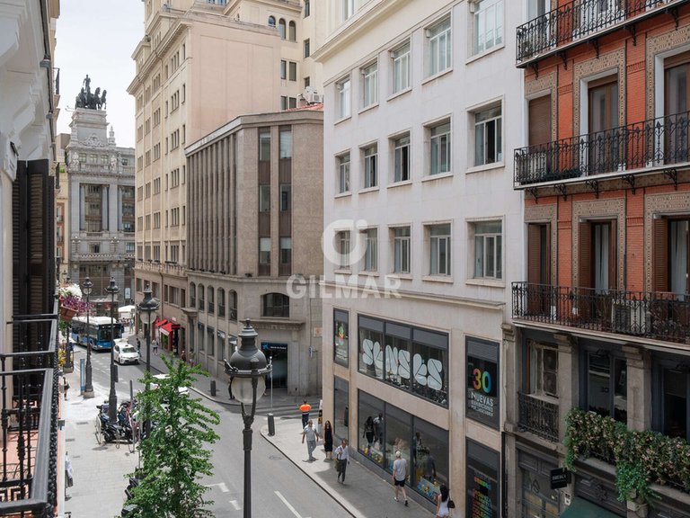 Apartment for Sale in Madrid, Madrid 17