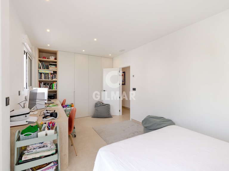 Town House for Sale in BenalmÁdena, Malaga 43
