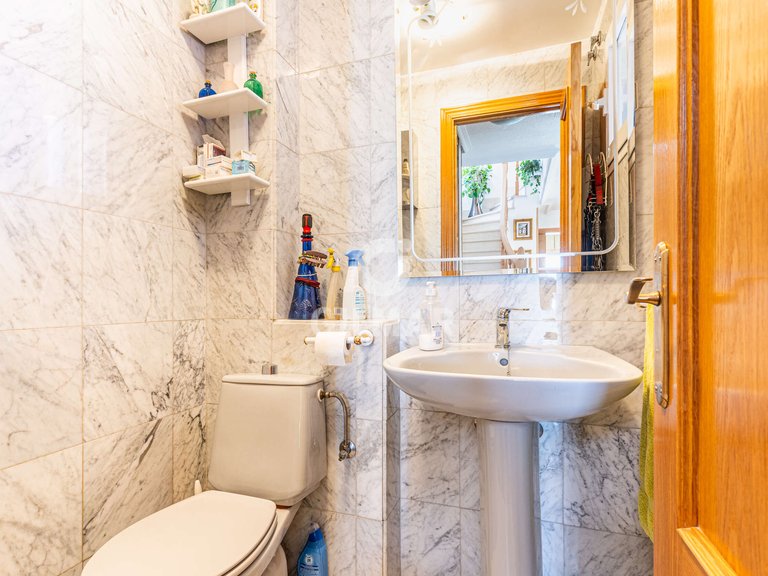 Town House for Sale in Madrid, Madrid 12