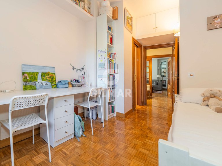 Apartment for Sale in Madrid, Madrid 17