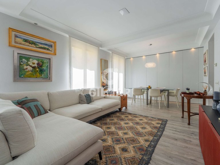 Apartment for Sale in Madrid, Madrid 8