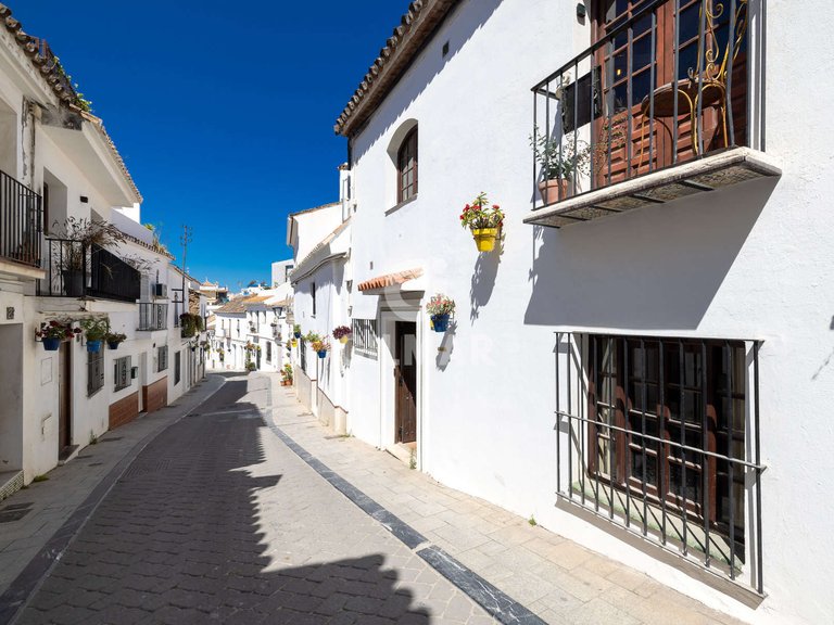 Town House for Sale in Estepona, Malaga 28
