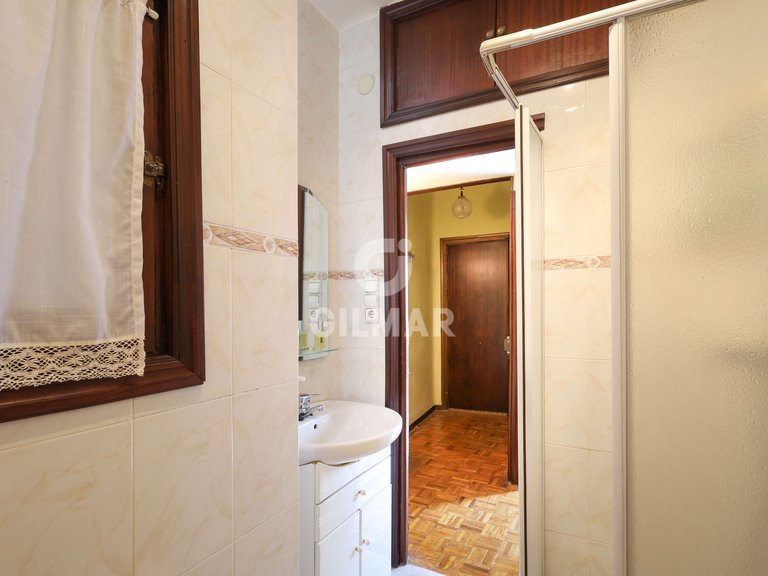 Apartment for Sale in Madrid, Madrid 27