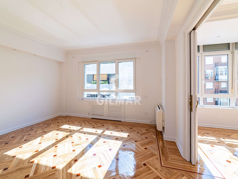 Apartment for Rent in Madrid, Madrid 9