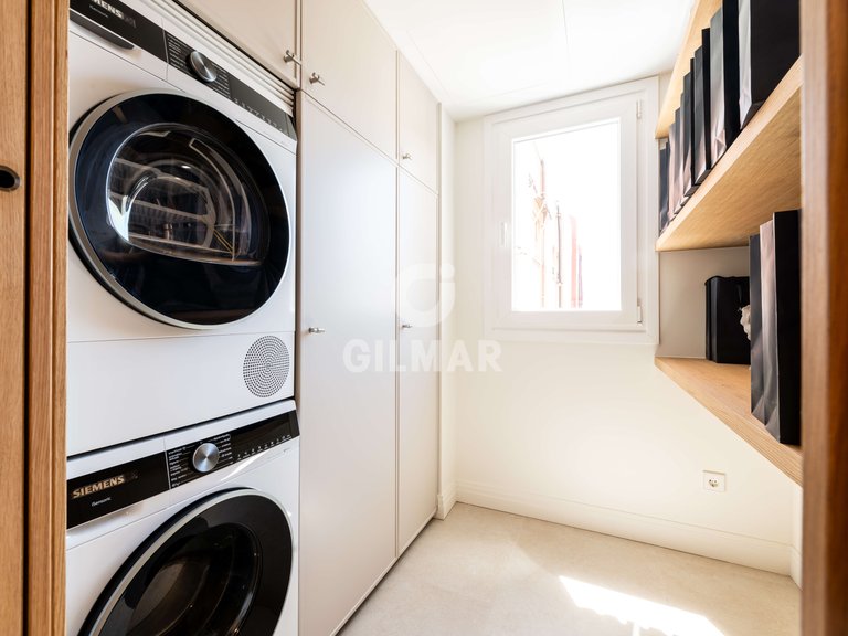 Apartment for Sale in Madrid, Madrid 17