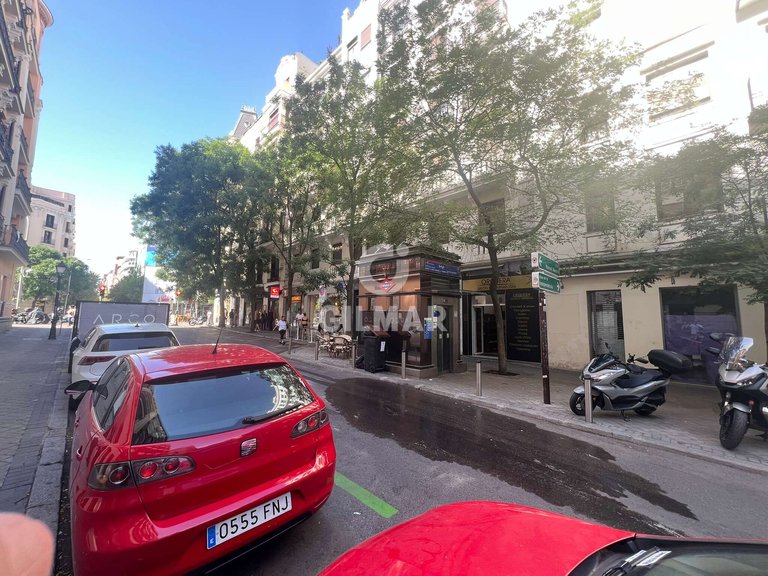 Commercial for Sale in Madrid, Madrid 6