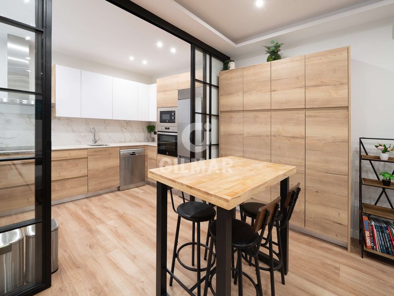 Apartment for Sale in Madrid, Madrid 11