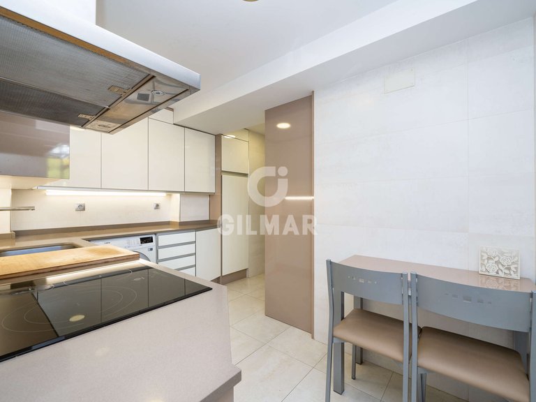Apartment for Sale in Madrid, Madrid 12