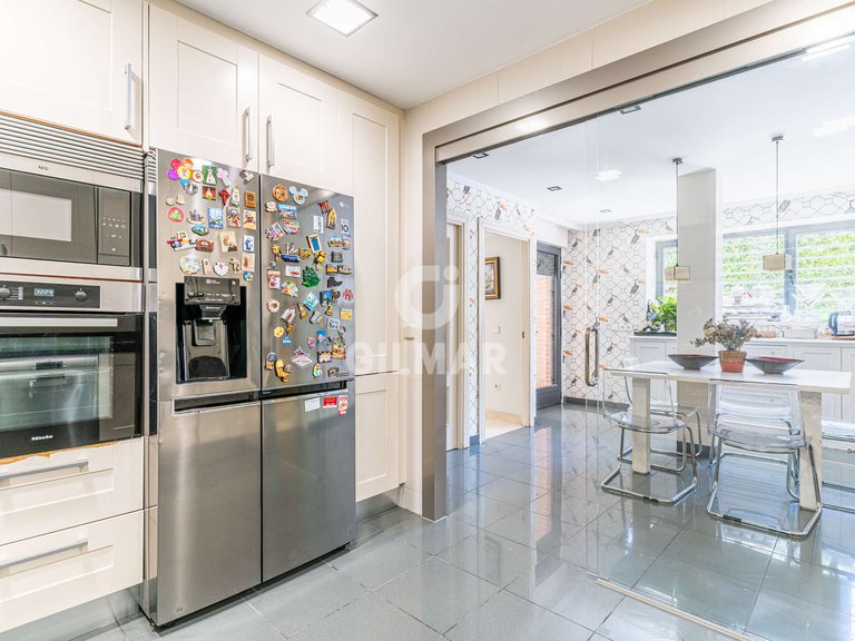 Town House for Sale in Madrid, Madrid 15