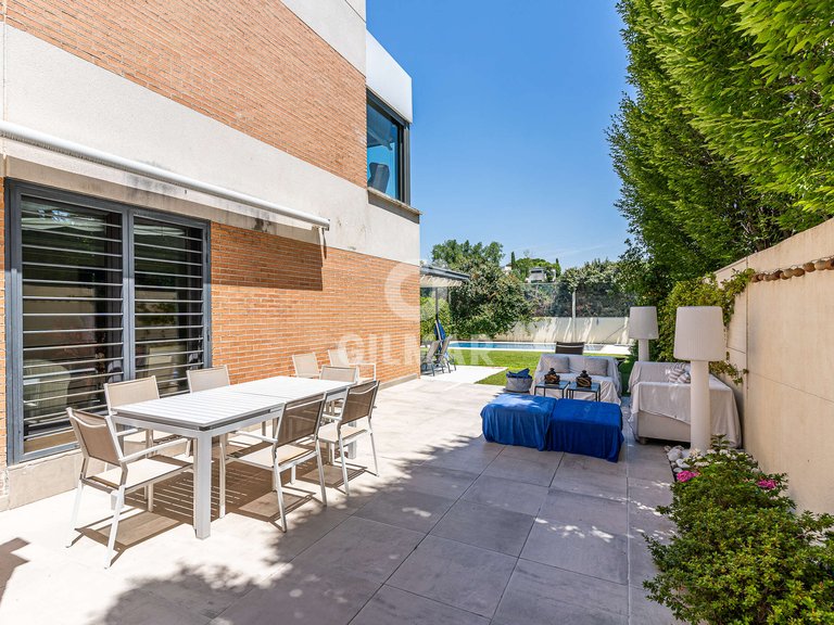 Town House for Sale in Madrid, Madrid 31