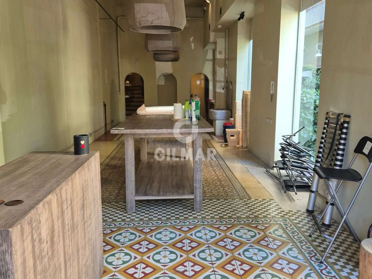 Commercial for Sale in Madrid, Madrid 5