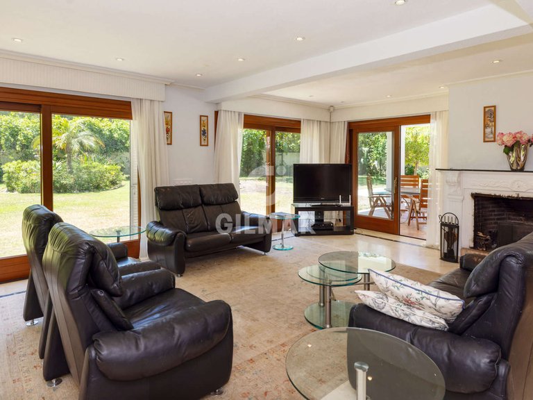 Villa for Sale in Estepona, Malaga 6