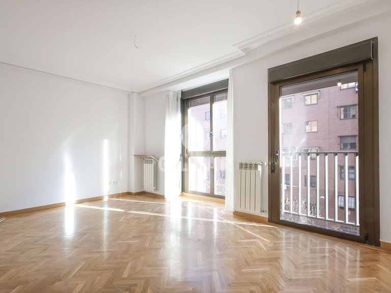 Apartment for Rent in Madrid, Madrid 2
