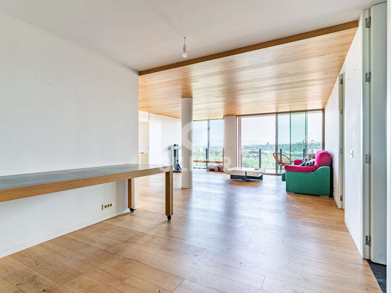 Apartment for Sale in Madrid, Madrid 32