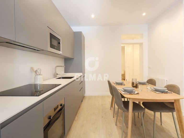 Apartment for Sale in Madrid, Madrid 5