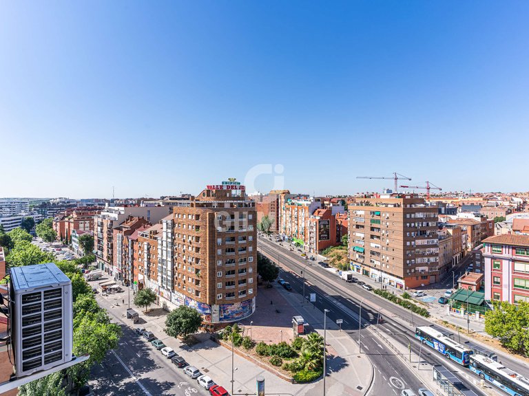 Apartment for Sale in Madrid, Madrid 27