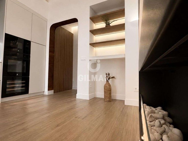 Penthouse for Sale in Madrid, Madrid 1