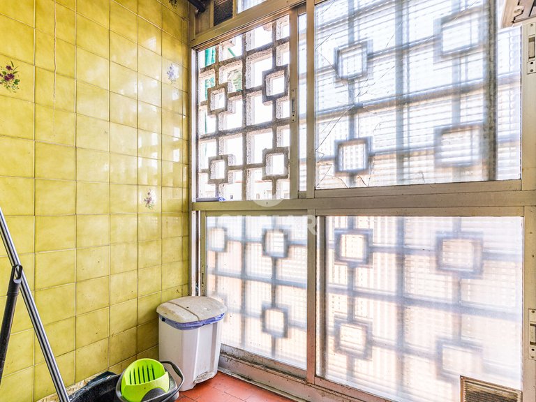 Apartment for Sale in Madrid, Madrid 27