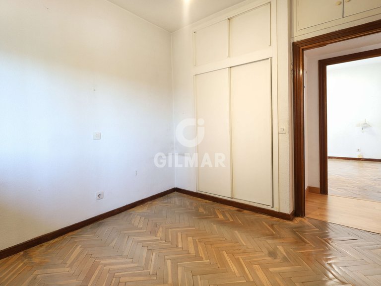 Apartment for Sale in Madrid, Madrid 21