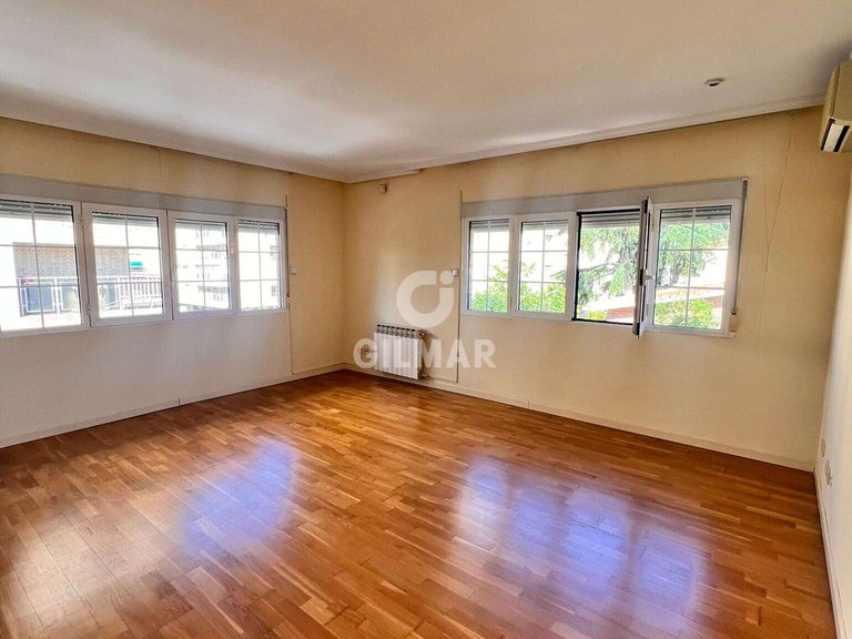 Apartment for Rent in Madrid, Madrid 13