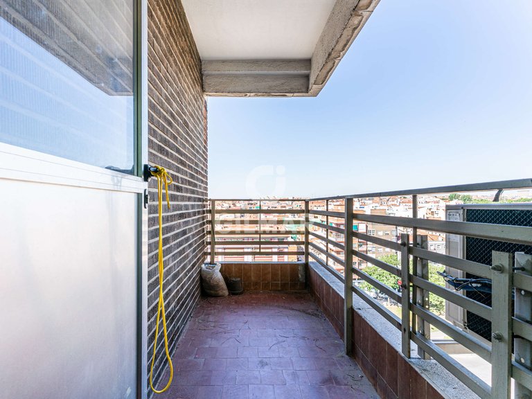 Apartment for Sale in Madrid, Madrid 24