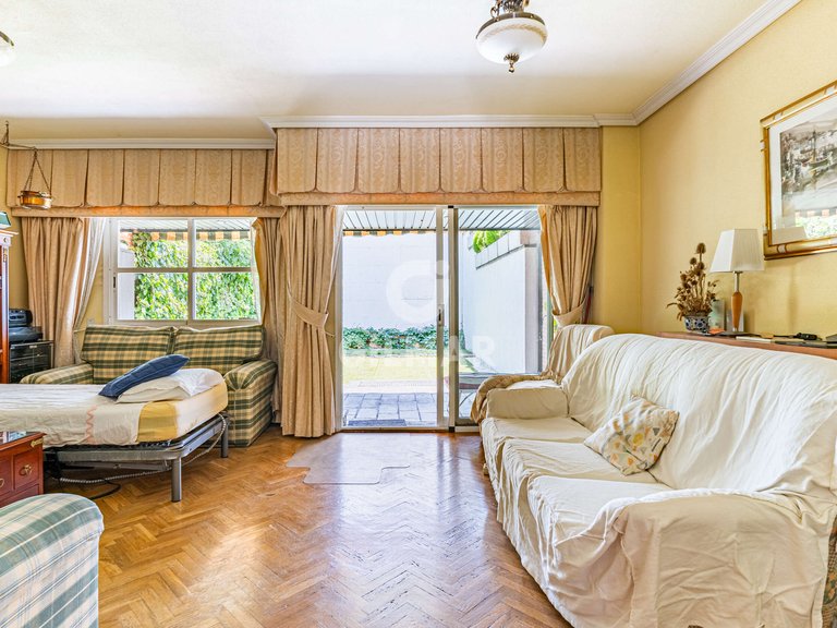 Town House for Sale in Madrid, Madrid 7