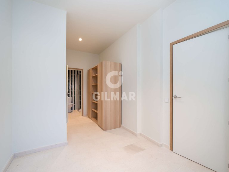 Apartment for Sale in Madrid, Madrid 16