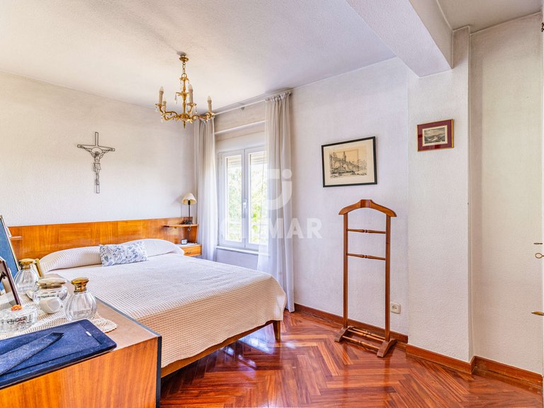 Apartment for Sale in Madrid, Madrid 16
