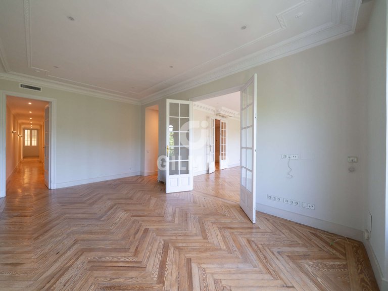 Apartment for Rent in Madrid, Madrid 12