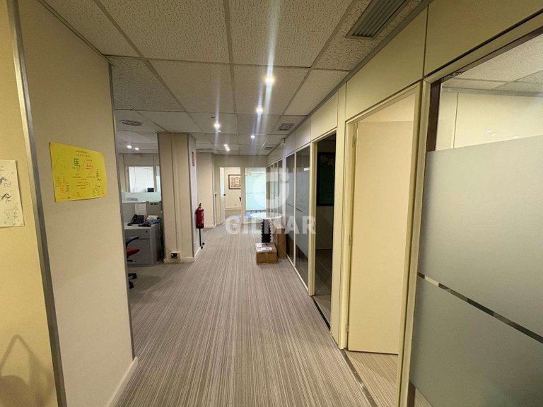 Commercial for Sale in Madrid, Madrid 2