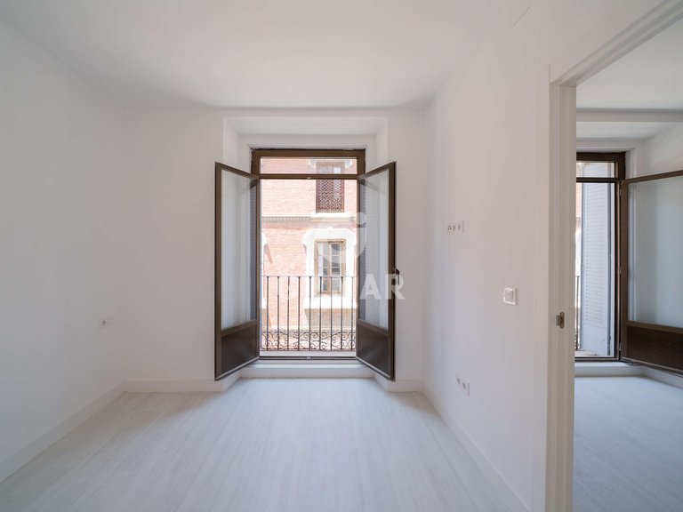 Apartment for Sale in Madrid, Madrid 16