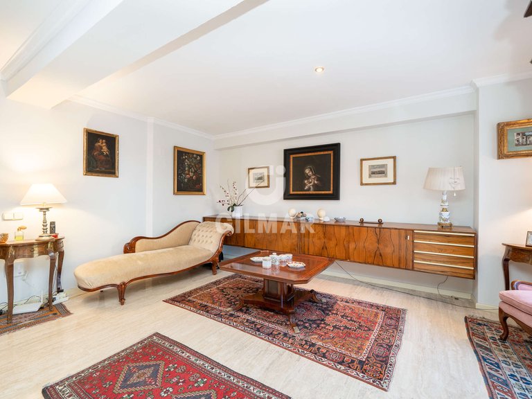 Apartment for Sale in Madrid, Madrid 3